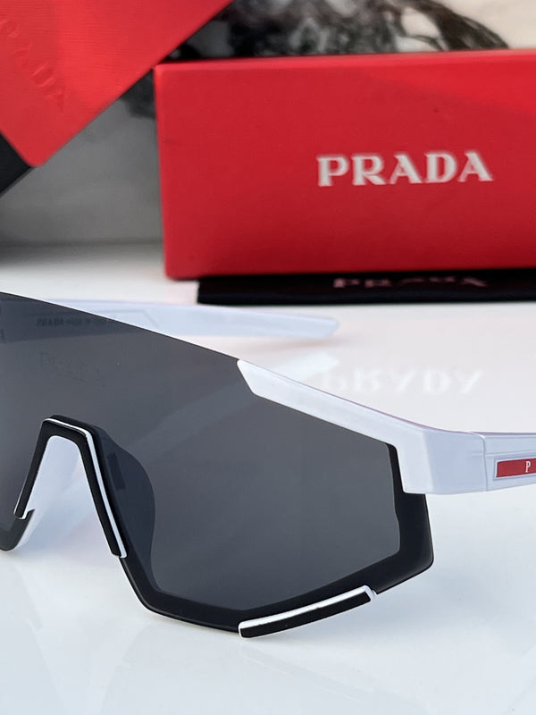 Prada_23053_white