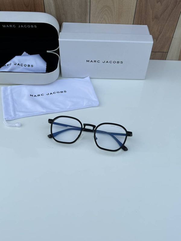 Marc_jacobs_98277_black_plano