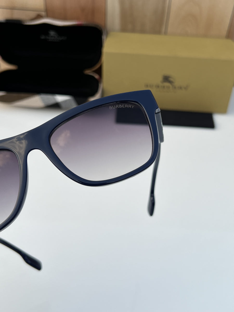 Burberry_fiber_blue