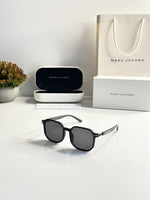Marc Jacobs 301 Black