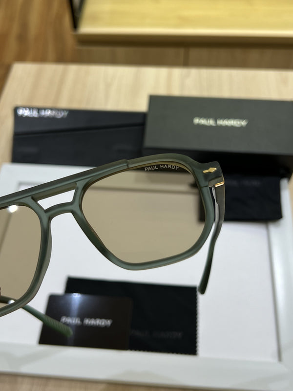 Paul hardy 6090 green