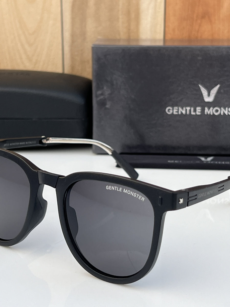 Gentle_monster_folding_black