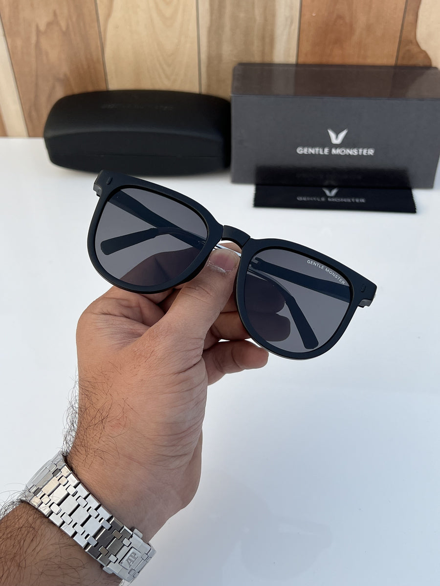 Gentle_monster_folding_black