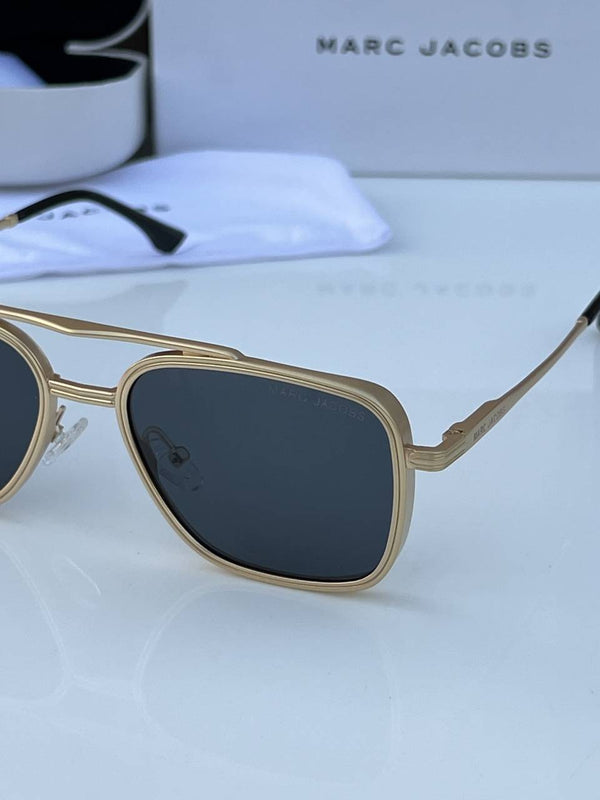 Marc_jacobs_98282_gold_black