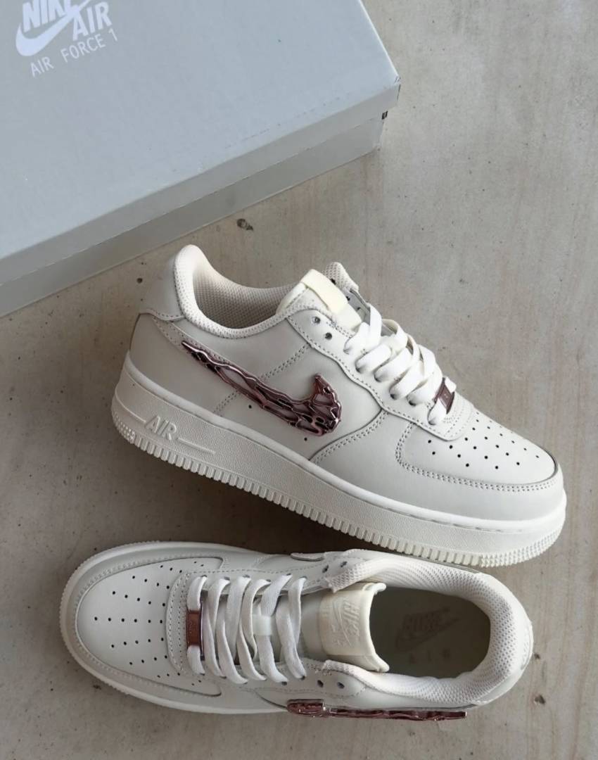 Nike Air Force 1 LX Molten Swoosh