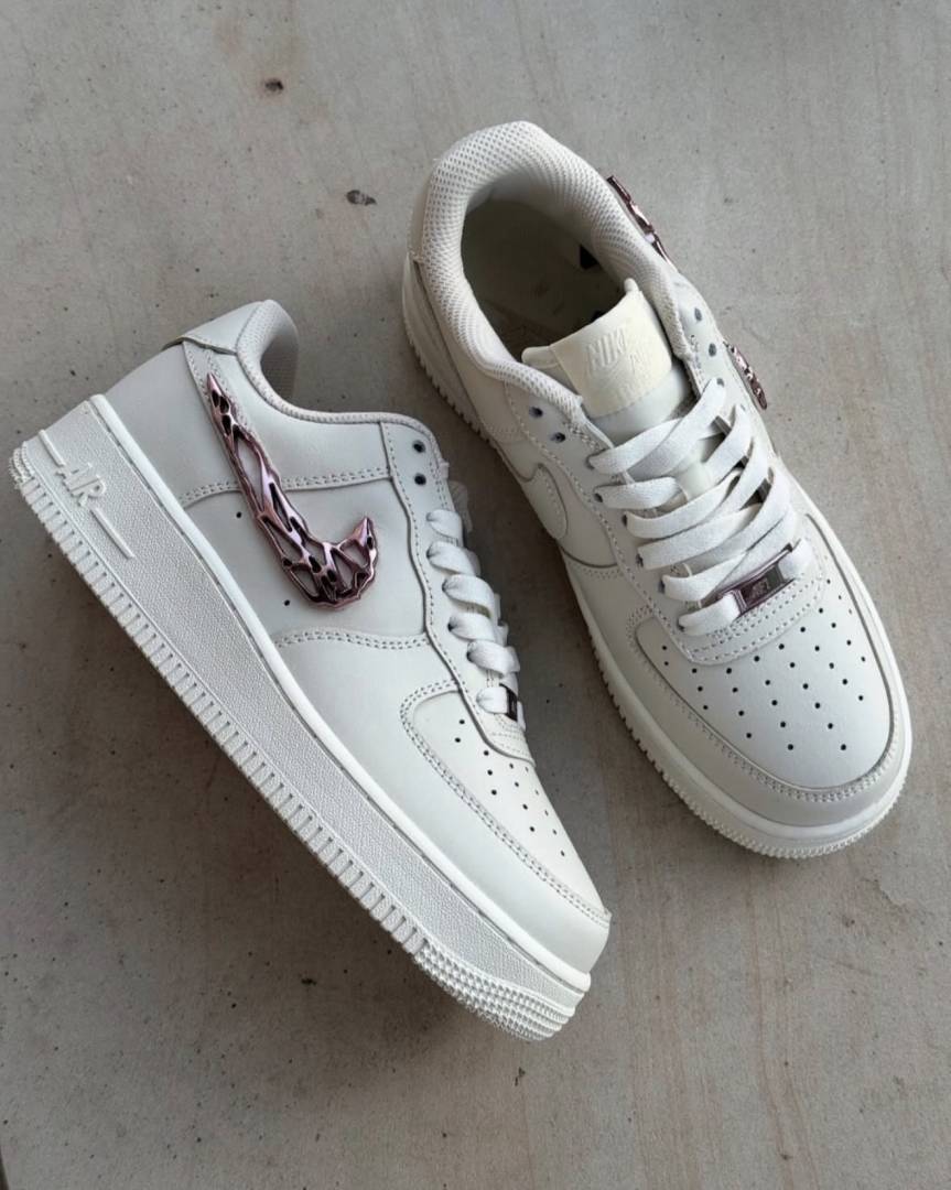 Nike Air Force 1 LX Molten Swoosh
