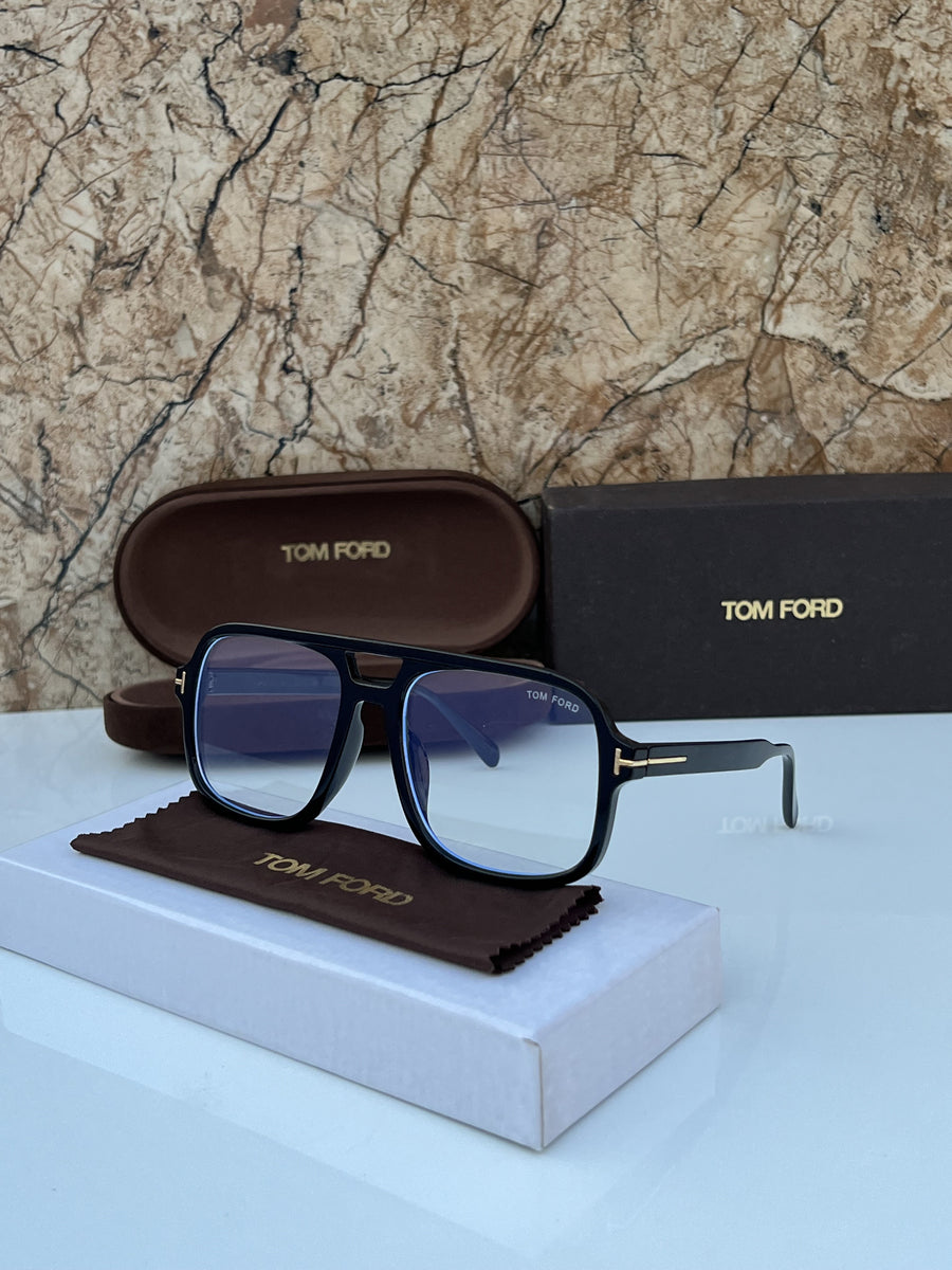 Tom forr_68236_black_plano