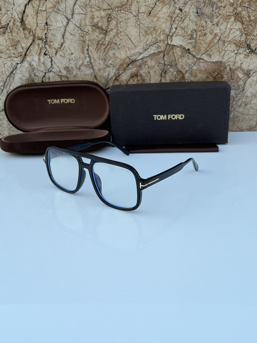 Tom forr_68236_black_plano