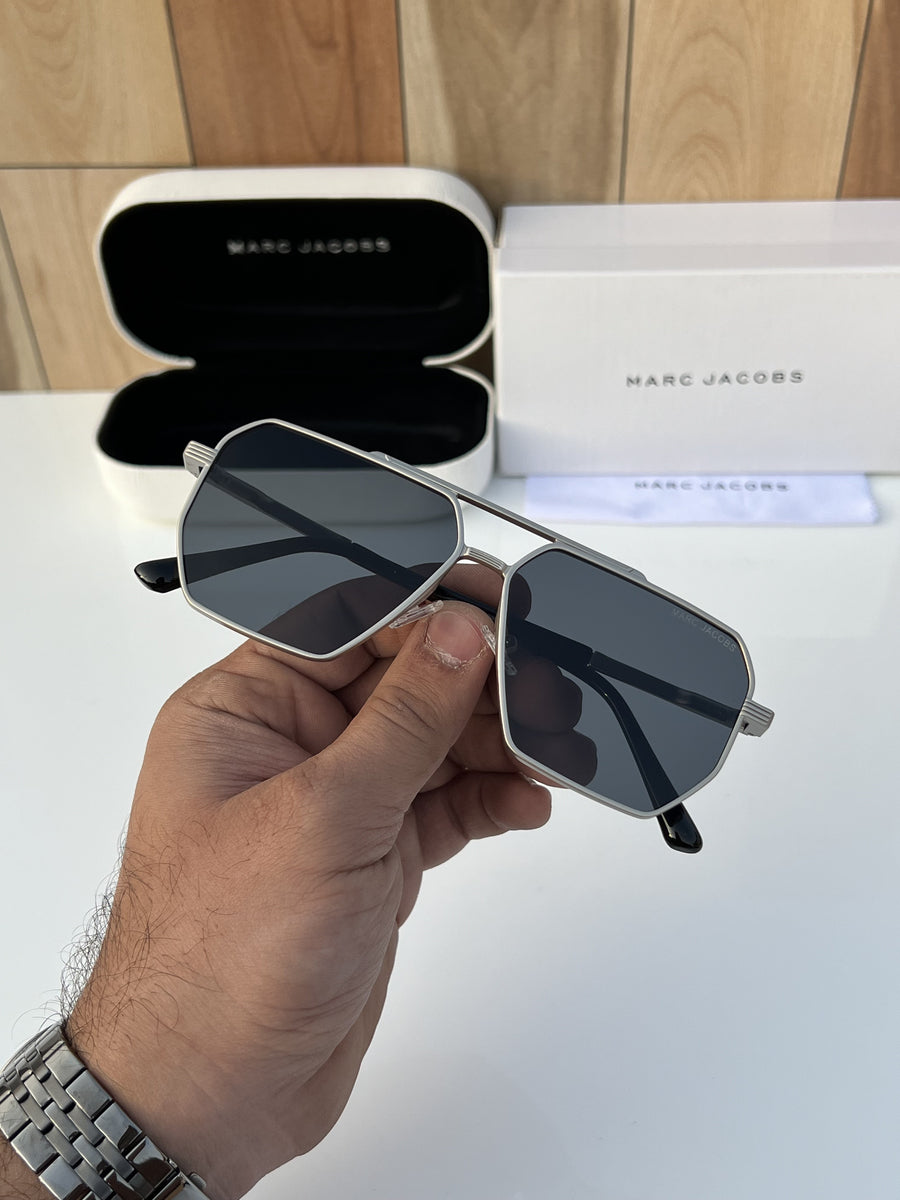 Marc_jacobs_510_silver_black