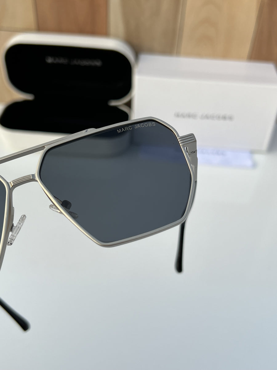 Marc_jacobs_510_silver_black