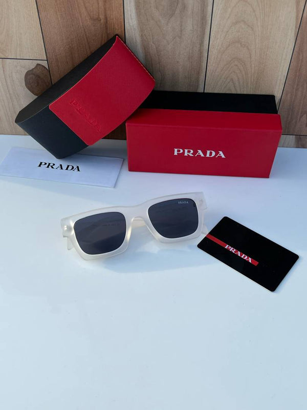 Prada_11_white_black