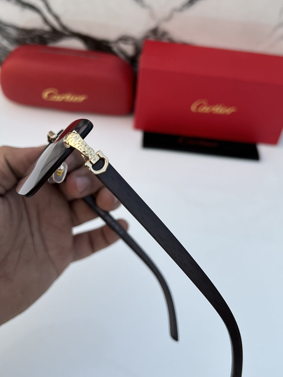 Cartier_3060_gold_black_shaded