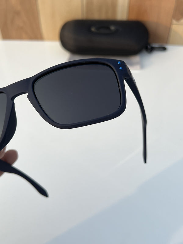 Oakley_3338_matt_blue