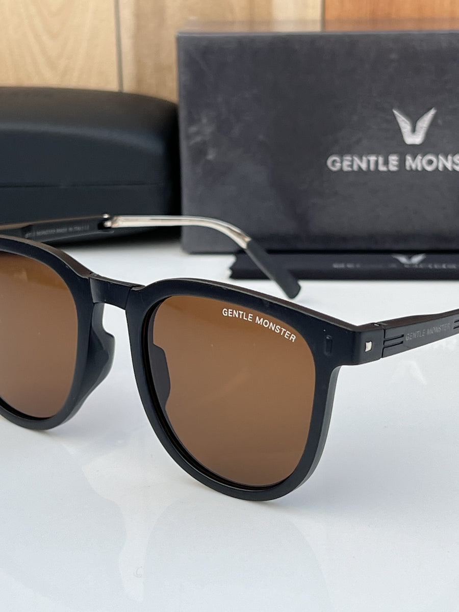 Gentle_monster_folding_black_brown