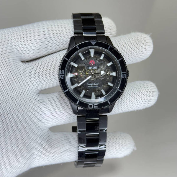 Rado_Captaincook_automatic