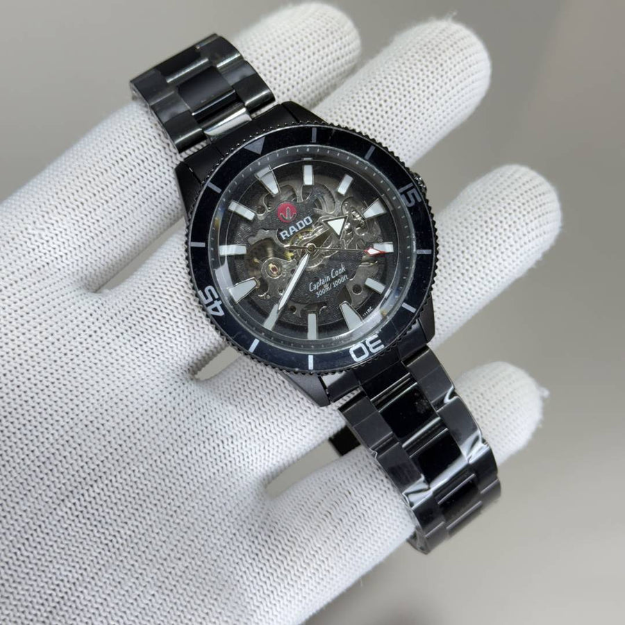 Rado_Captaincook_automatic