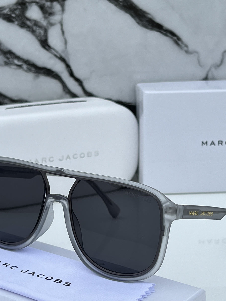 Marc_jacobs_1010_grey_black