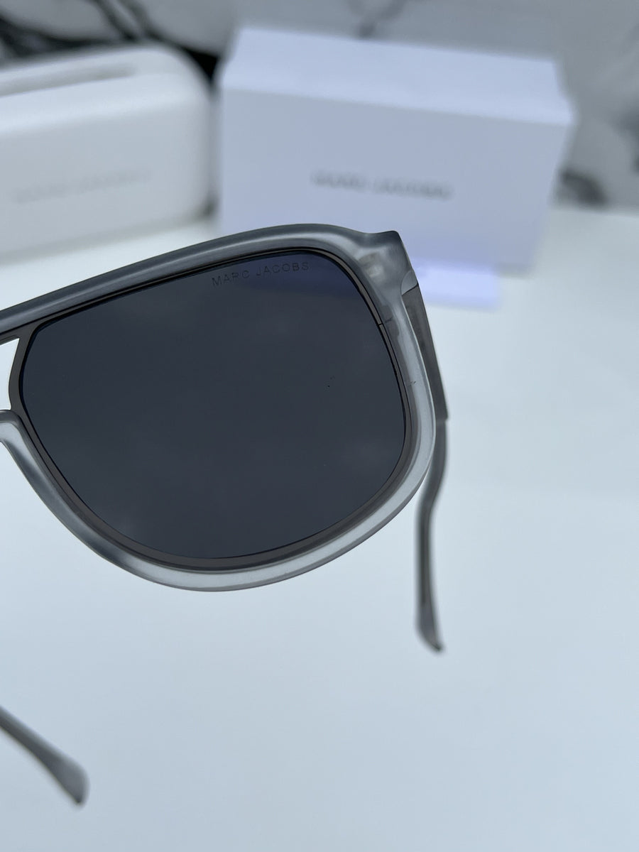 Marc_jacobs_1010_grey_black