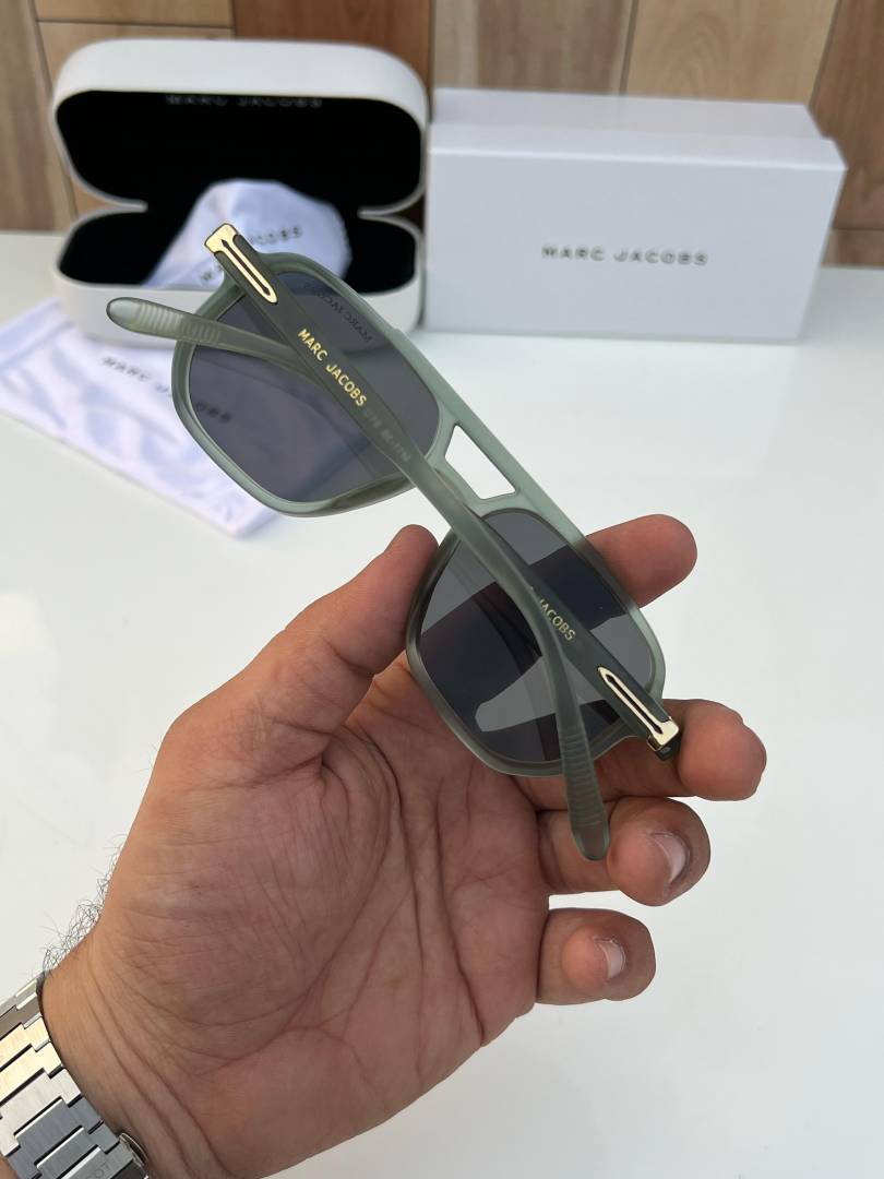 Marc jacobs 36 grey black