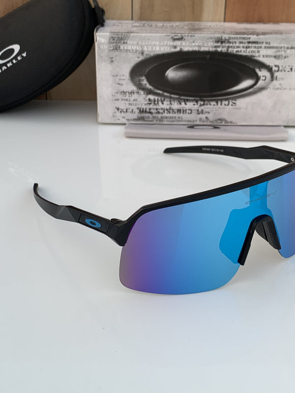 Oakley_9463_blue