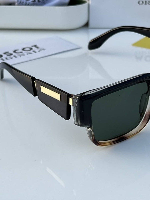Moscot_1074_black_tiger