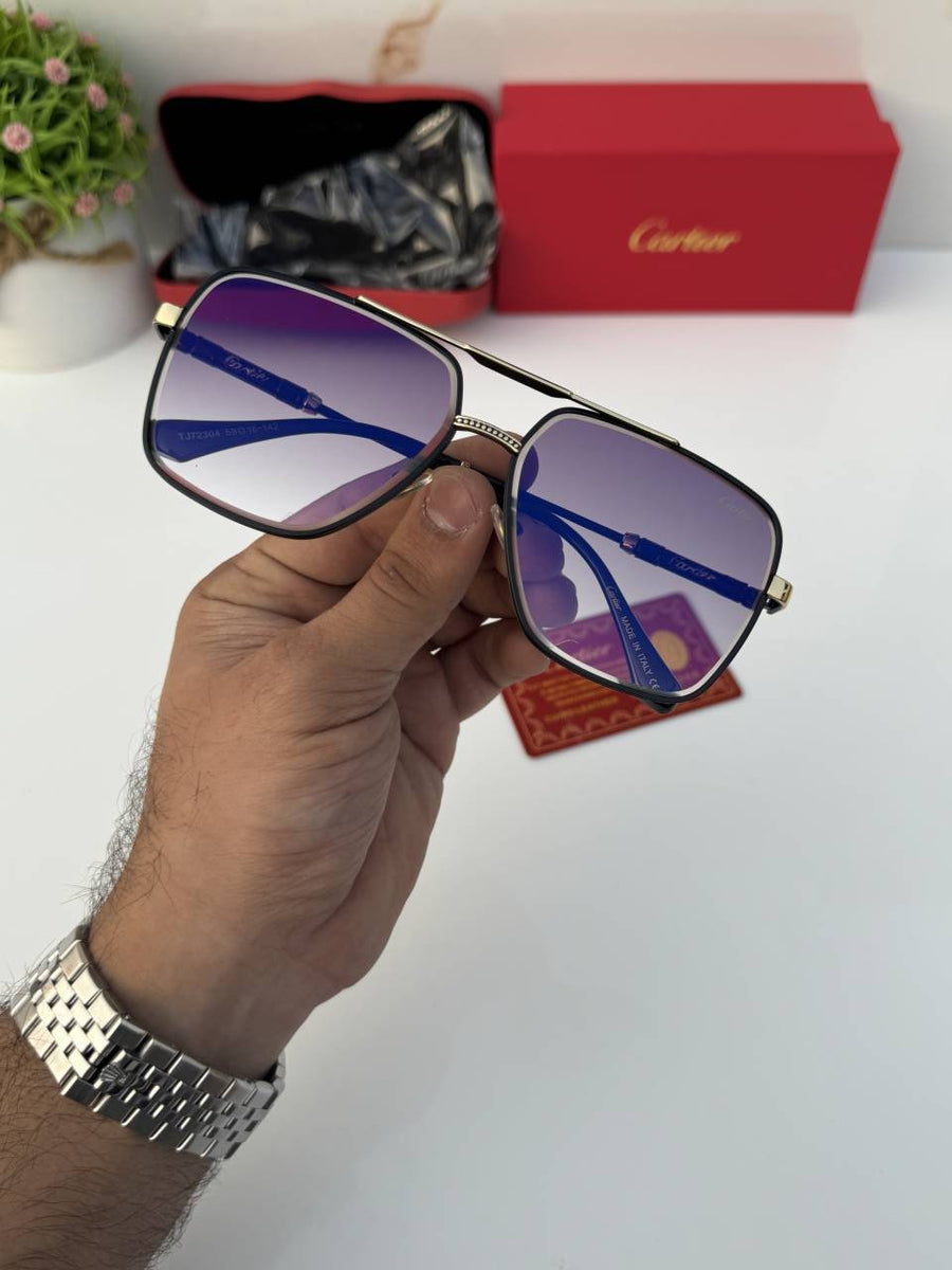 Cartier_72304_gold_black_shaded