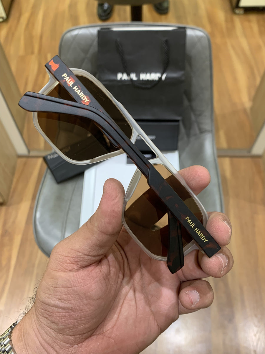 Paul hardy 9820 white brown