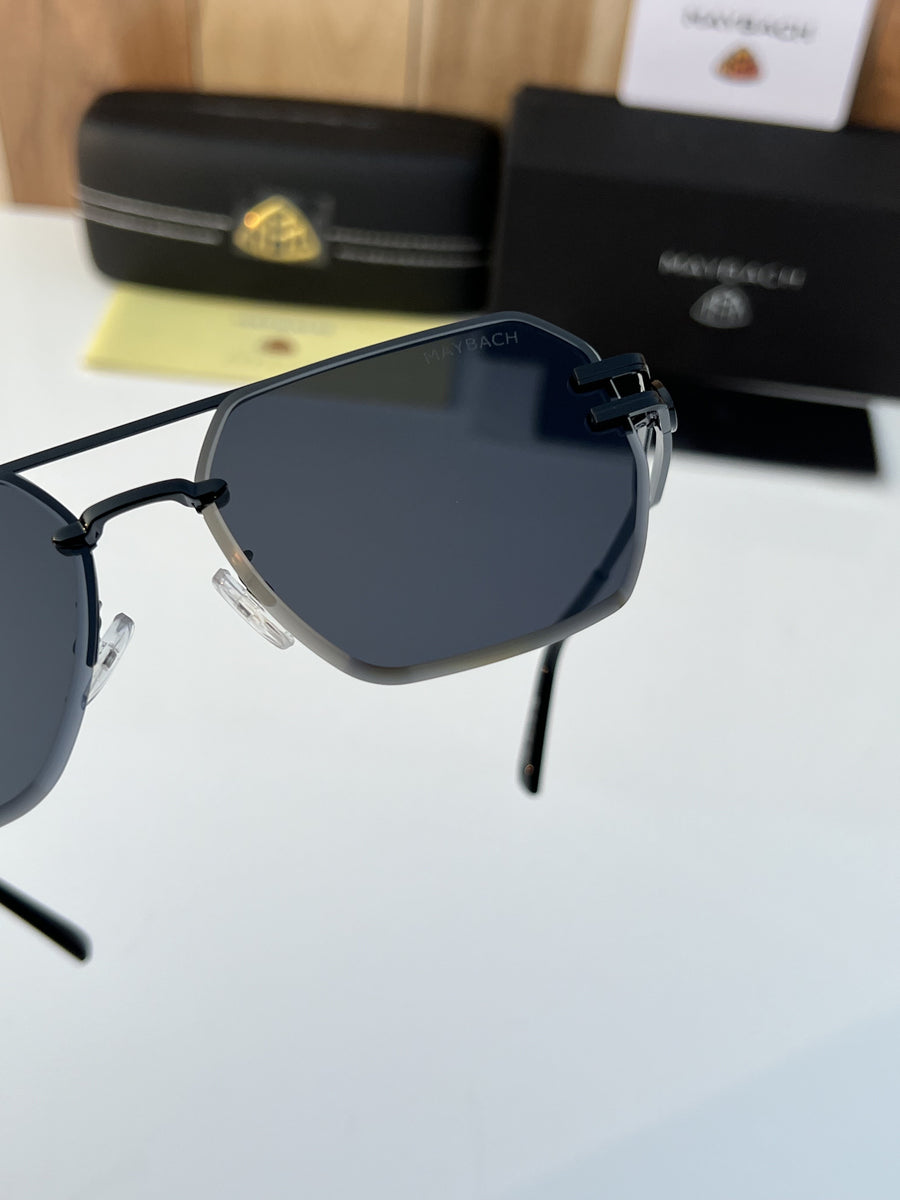 Maybach_2493_black