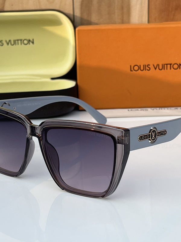Louis Vuitton_80224_grey