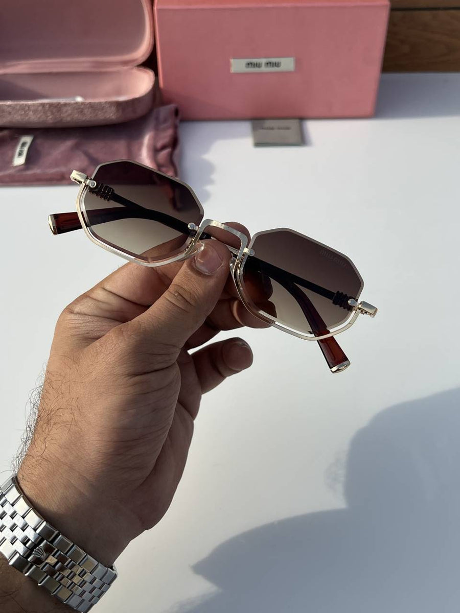 Miu_miu_600_gold_brown