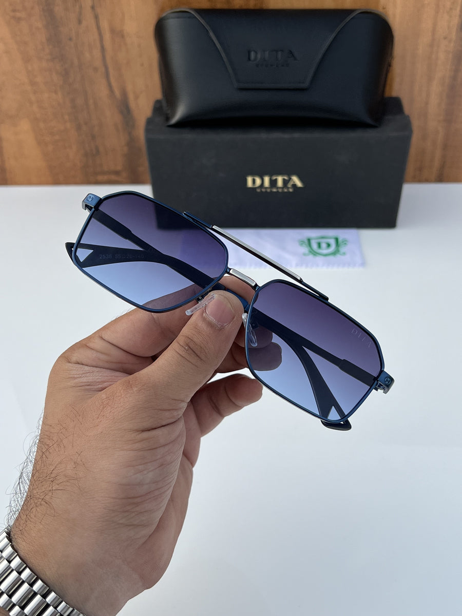 Dita_2536_blue
