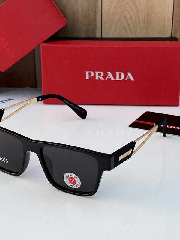 Prada_144_black_gold