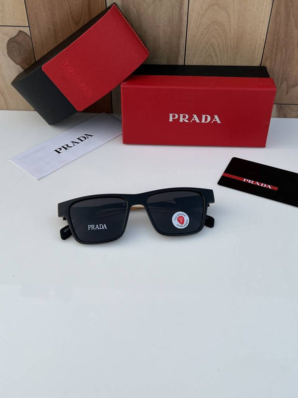 Prada_144_black_gold