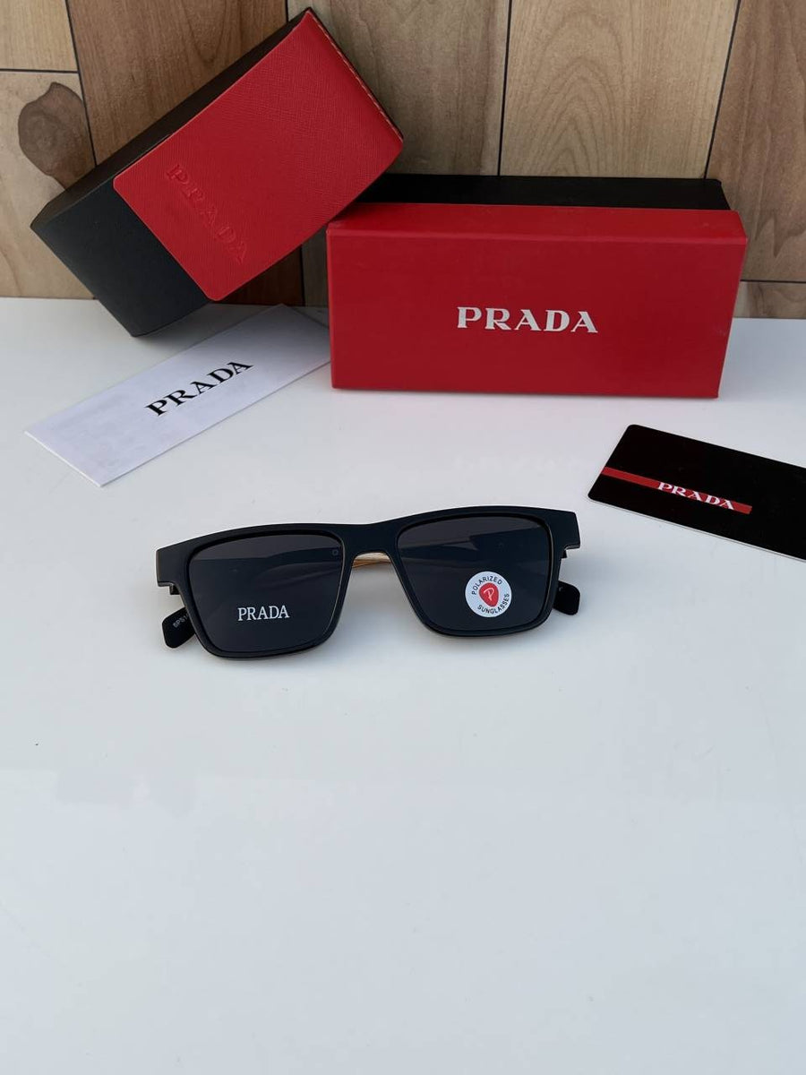 Prada_144_black_gold