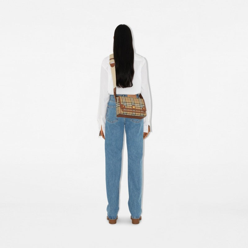 Burberry_Note_Check_Crossbody_Bag_With_Magnet_Box_Premium