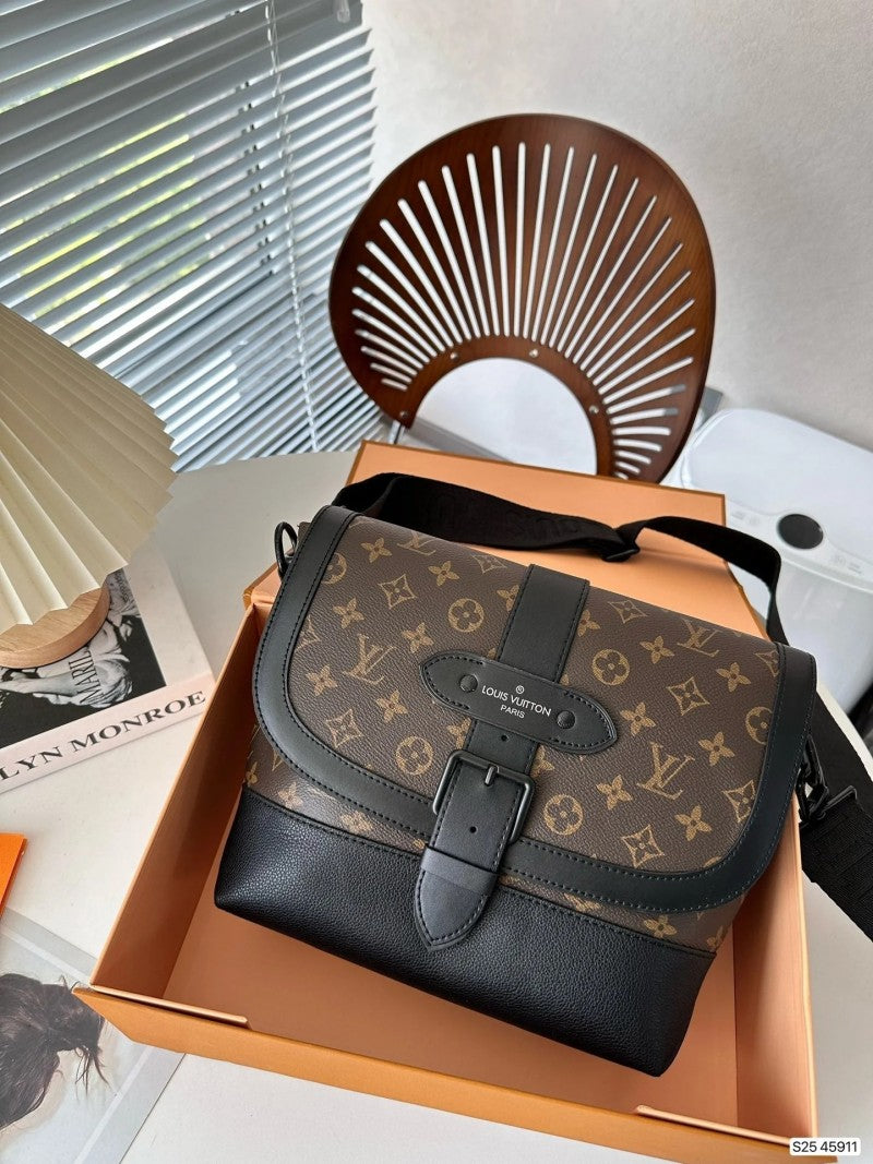 Louis Vuitton_LV Saumur Messenger Monogram Eclipse With Dust Bag (Brown - 420)