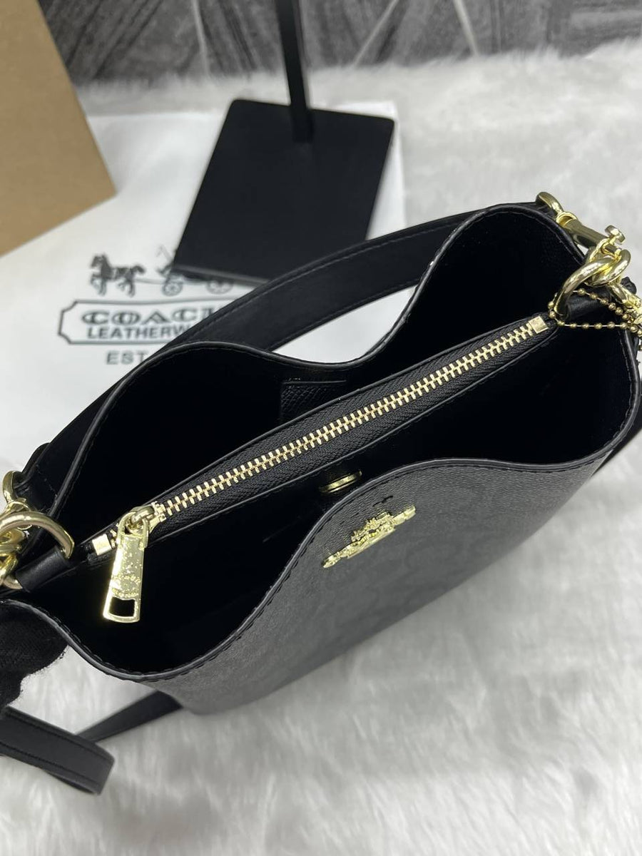 Coach_Bucket_Bag_With_Original_Box