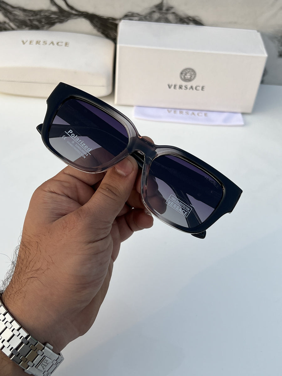 Versace_7722_black_white