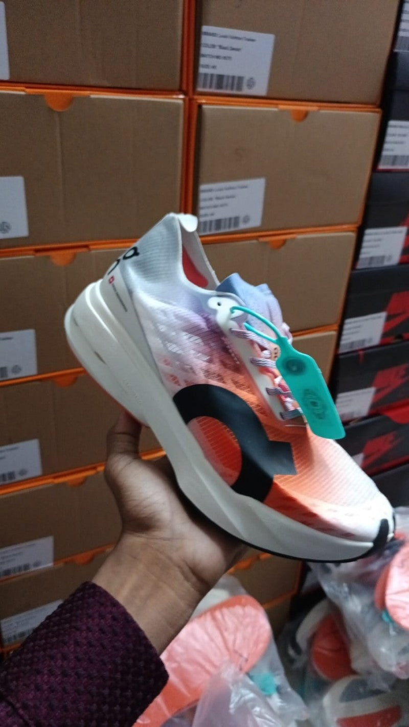 On Running Cloud Boom Strike White Flame 183