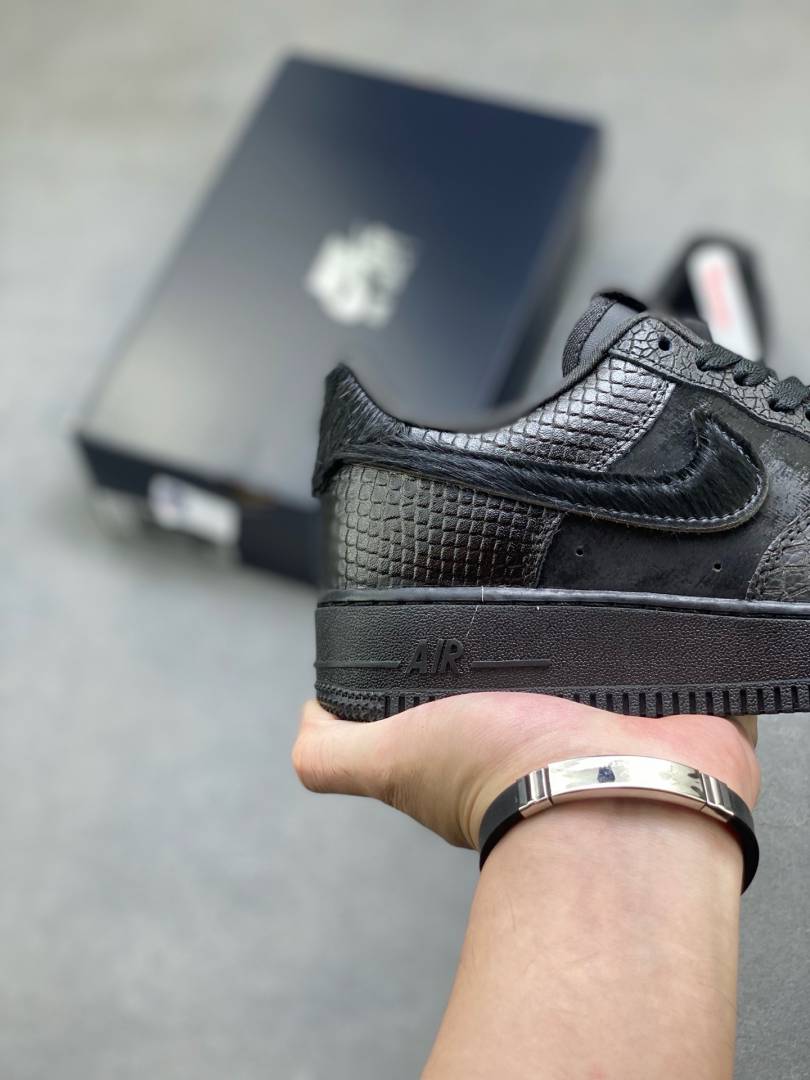 Nike AIRFORCE 1 LOW BLACK PONY HAIR SNAKESKIN