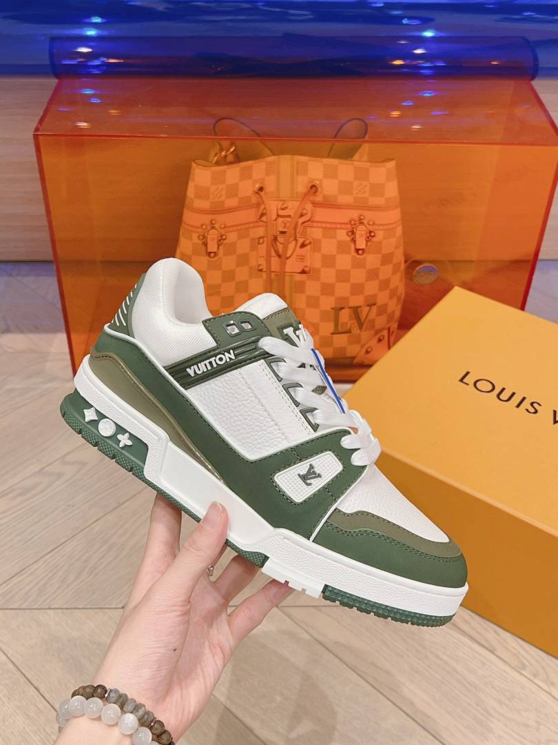Louis Vuitton TRAINER OLIVE GREEN