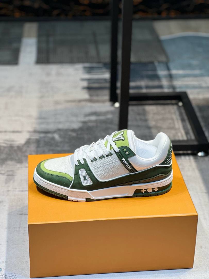 Louis Vuitton TRAINER OLIVE GREEN