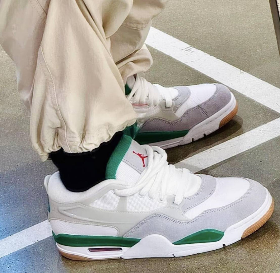 Nike AIR JORDAN 4 RM PINE GREEN