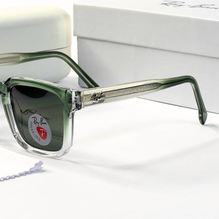 Ray-Ban 7744 green