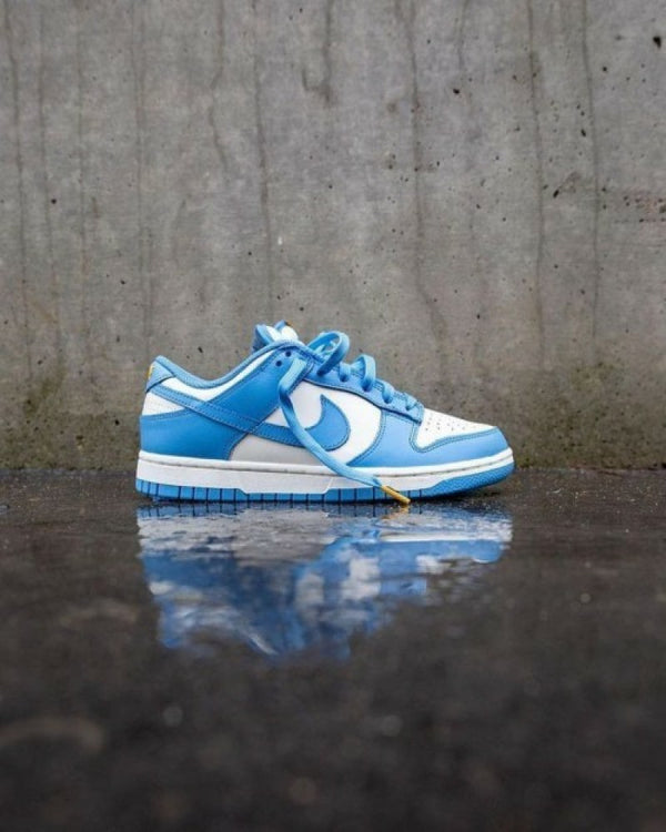 E sb dunk low coast university blue
