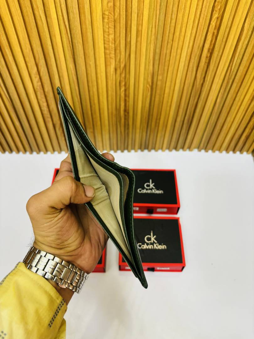 101 CK CALVIN KLIE_N GREEN PREMIUM QUALITY WALLET