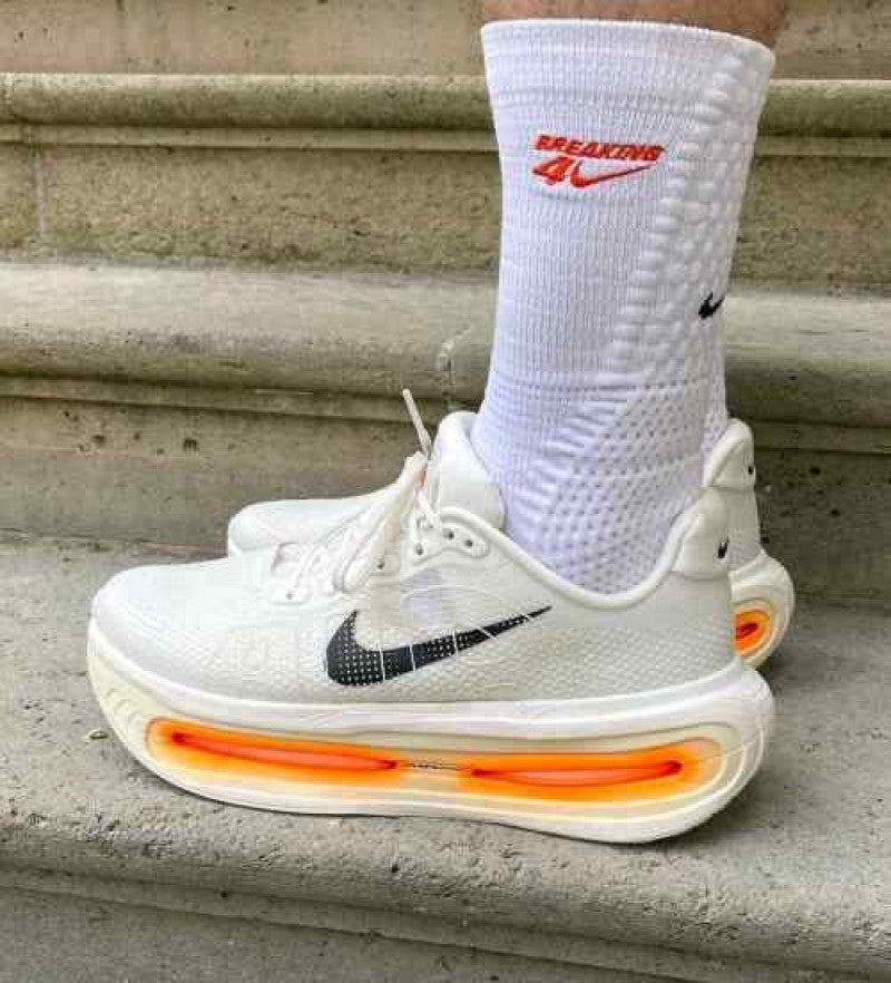 Nike Vomero Premiume white orange
