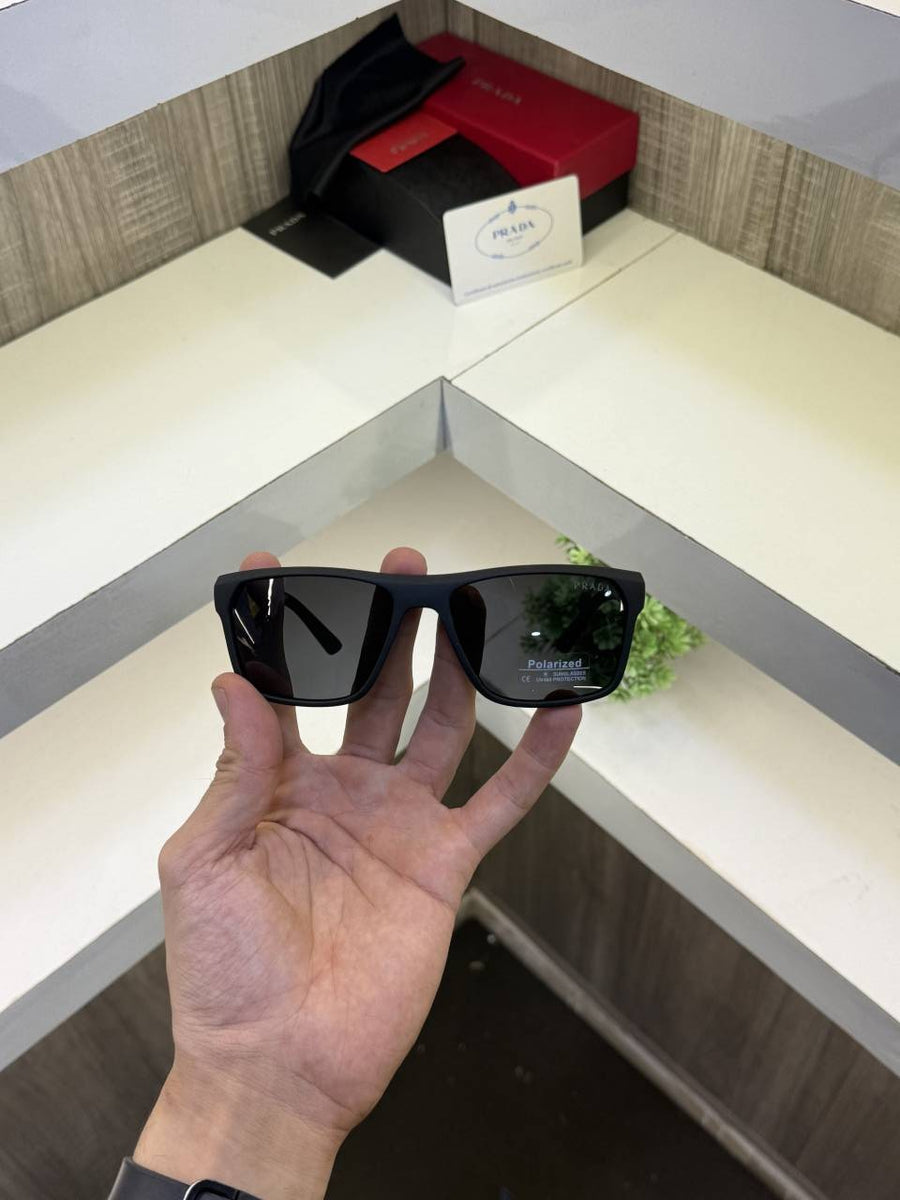 Prada 26002 Black