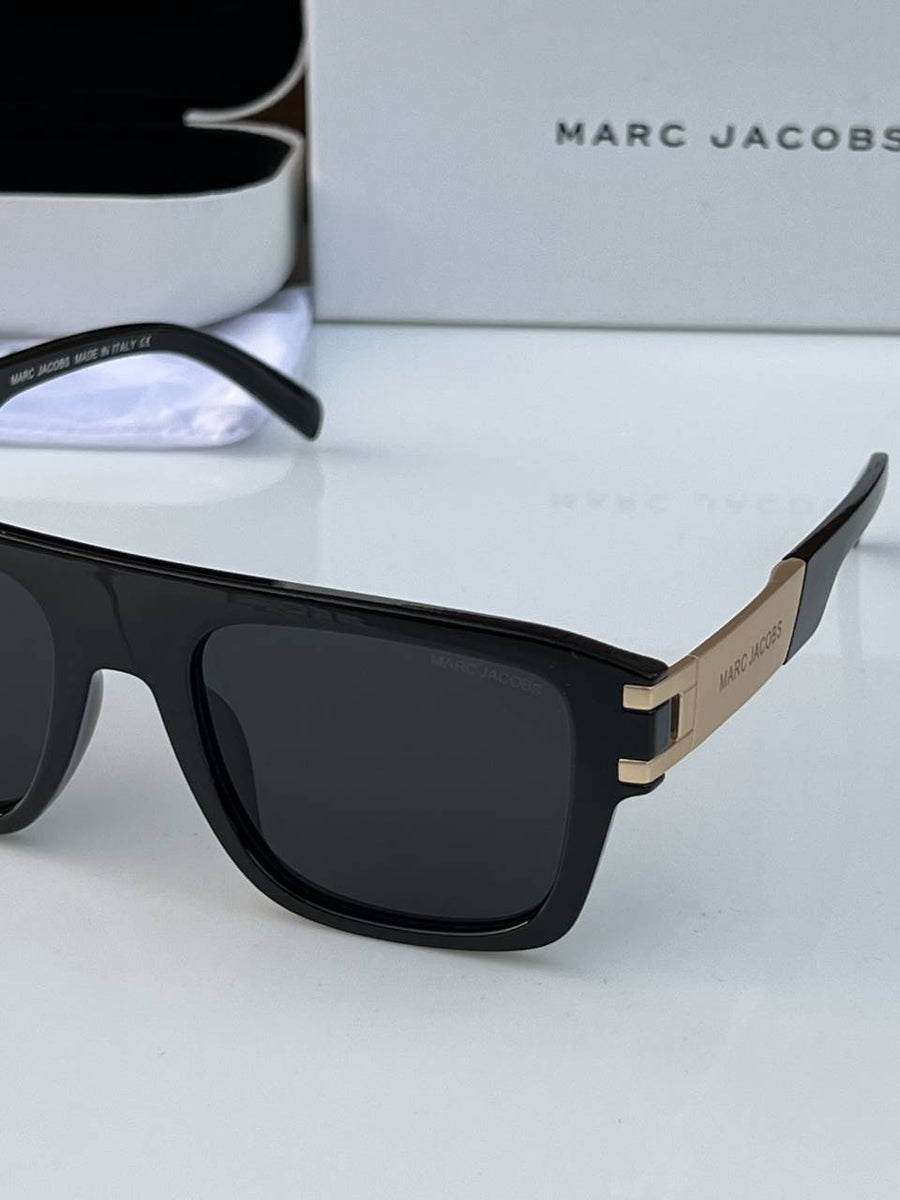 Marc_jacobs_1004_black_gold