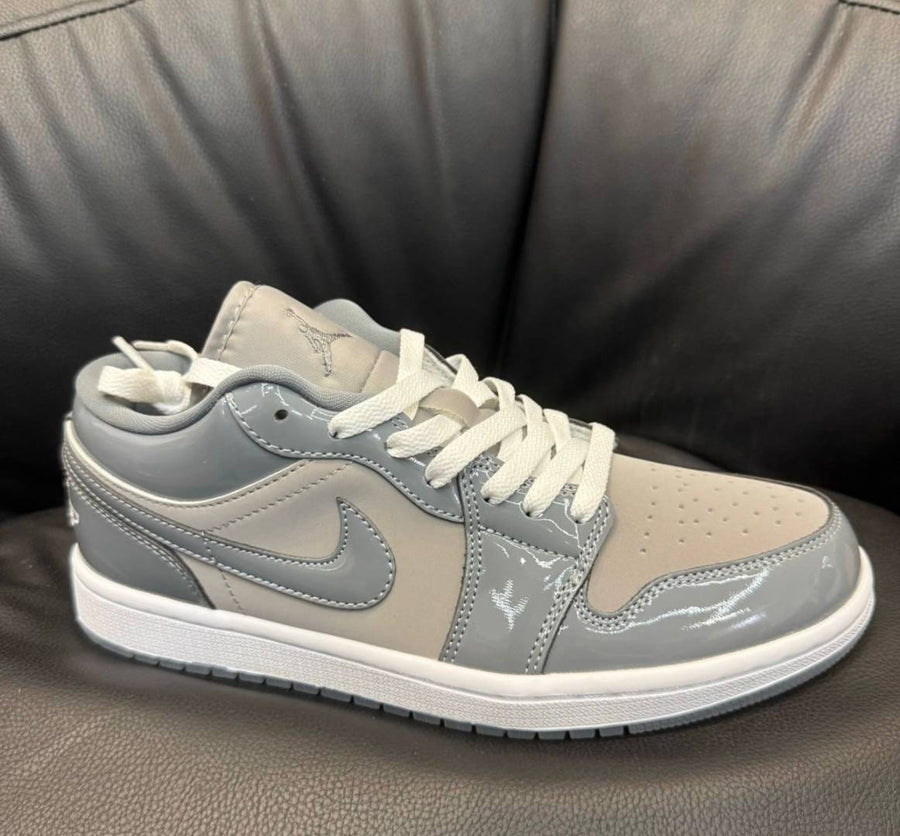Nike AIR JORDAN 1 LOW SE MEDIUM GREY COOL
